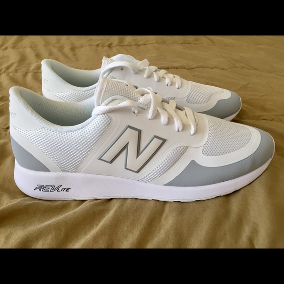 New Balance 420 70s Running Shoes MRL420WG Sz 10 NWT New Balance 420 70s Running Shoes MRL420WG Sz 10 NWT